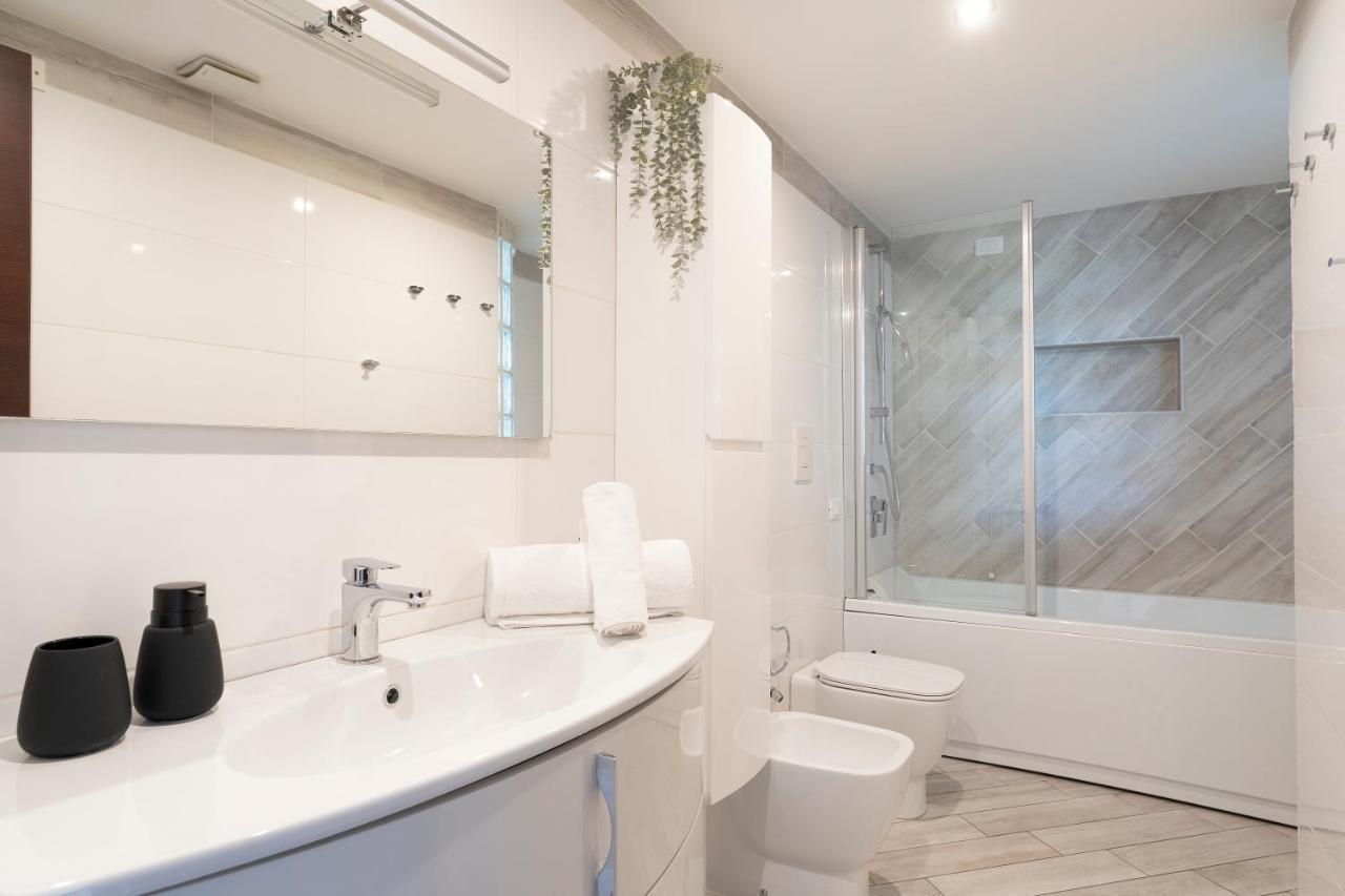 La Plaia Suites كالياري المظهر الخارجي الصورة